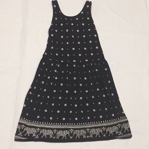 Girls black and white dress